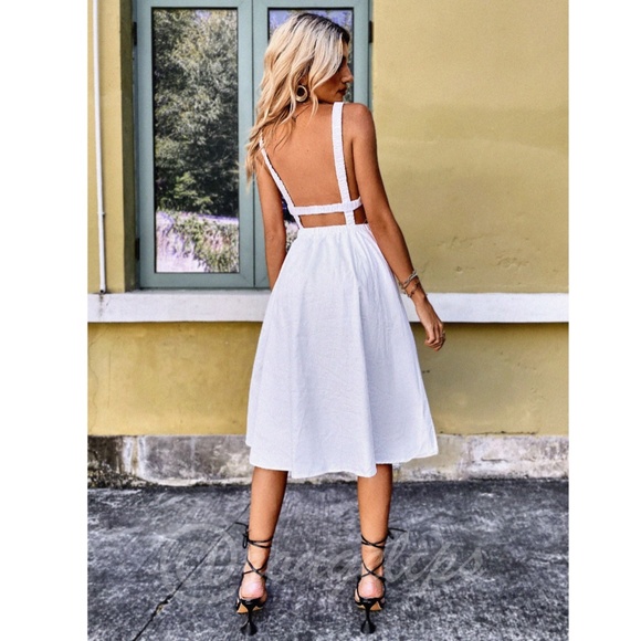 100% Cotton White Midi Backless Dress - Picture 3 of 15